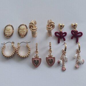 FREE PEOPLE Romantic Charm & Velvet Bow Earring Set